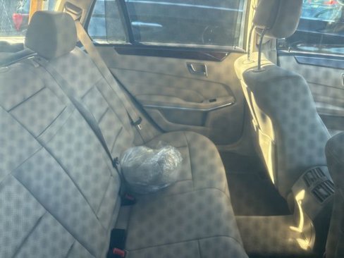 Used 2014 Mercedes-Benz E 350 4MATIC Wagon image 5