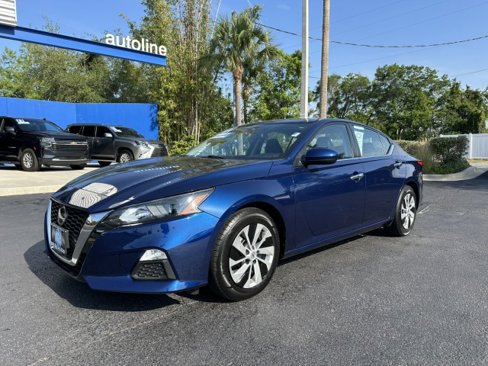 Used 2022 Nissan Altima 2.5 S image 2