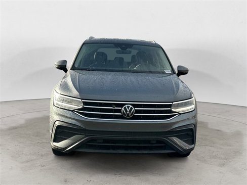 Used 2022 Volkswagen Tiguan SE image 8