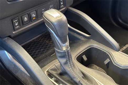Used 2022 Nissan Frontier SV image 31
