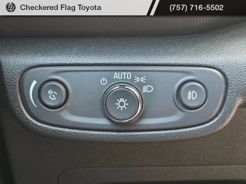 Used 2021 Chevrolet TrailBlazer RS w/ Convenience Package image 11