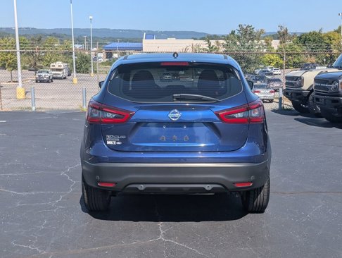 Used 2021 Nissan Rogue Sport S image 9
