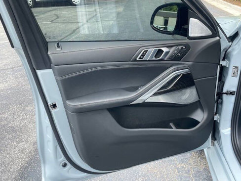 Used 2024 BMW X6 M60i w/ Executive Package image 19