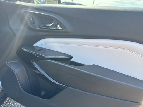 New 2025 Chevrolet Trax LT image 16