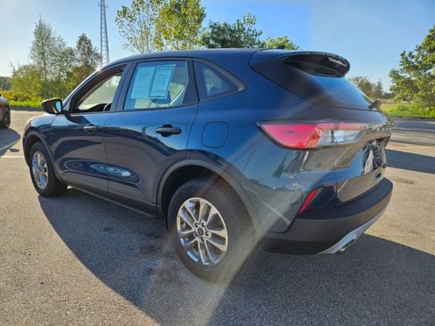 Used 2020 Ford Escape S image 5