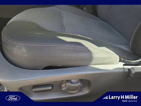 Used 2010 Ford Taurus SEL image 14