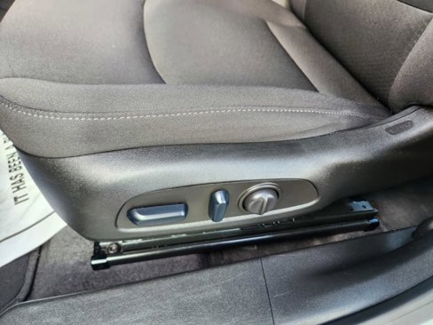 Used 2024 Chevrolet Malibu LT image 27