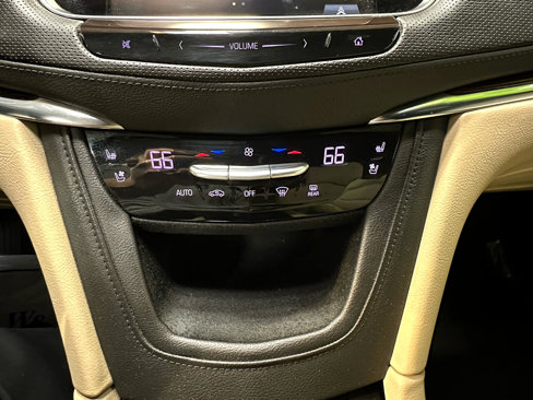Used 2017 Cadillac XT5 Premium Luxury w/ Advanced Security Package image 64