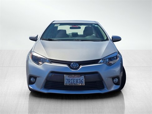 Used 2016 Toyota Corolla LE image 2