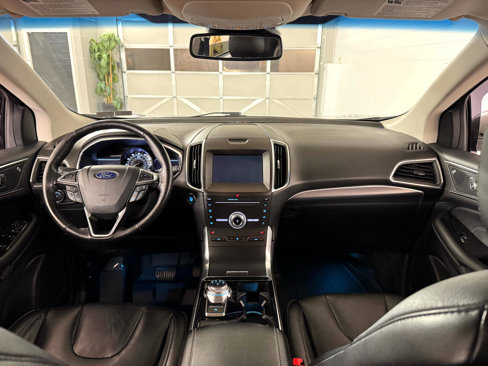 Used 2019 Ford Edge Titanium image 26