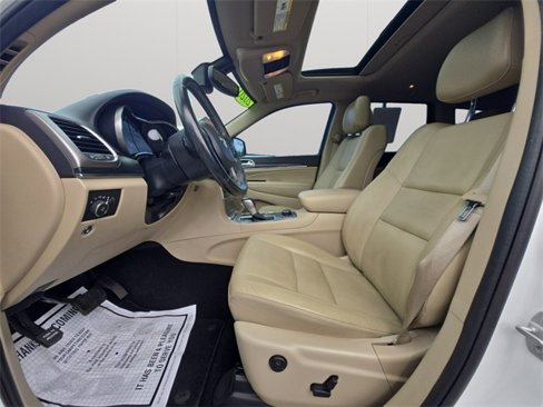 Used 2020 Jeep Grand Cherokee Limited image 10