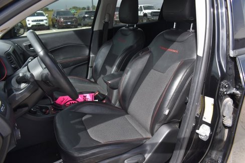 Used 2021 Jeep Compass Trailhawk image 13