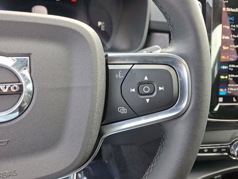 Certified 2023 Volvo C40 P8 Recharge Plus image 23