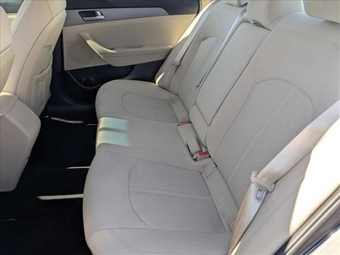 Used 2016 Hyundai Sonata SE image 14