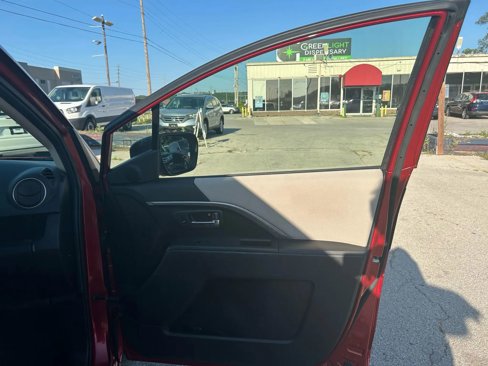 Used 2015 MAZDA MAZDA5 Sport image 11