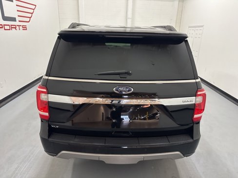 Used 2019 Ford Expedition Max XLT w/ Equipment Group 202A image 12
