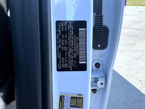 Certified 2025 Hyundai Elantra SE image 24