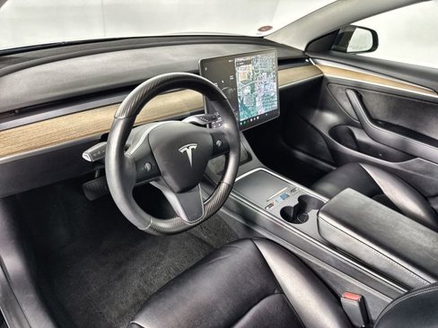 Used 2021 Tesla Model 3 Standard Range Plus image 19