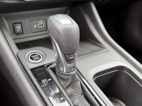 Certified 2024 Nissan Sentra S image 30