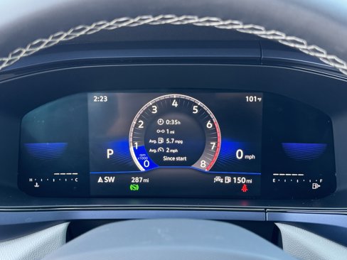 Certified 2023 Volkswagen Taos SE image 23