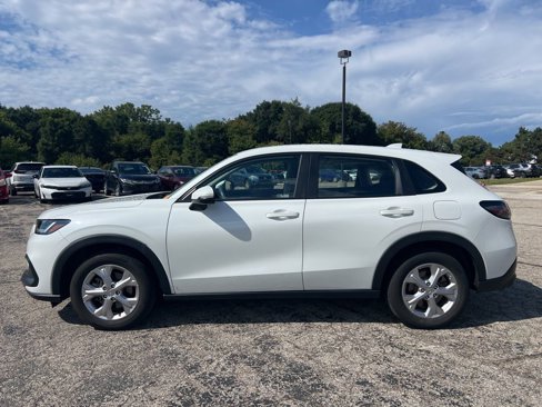 Used 2023 Honda HR-V LX image 2