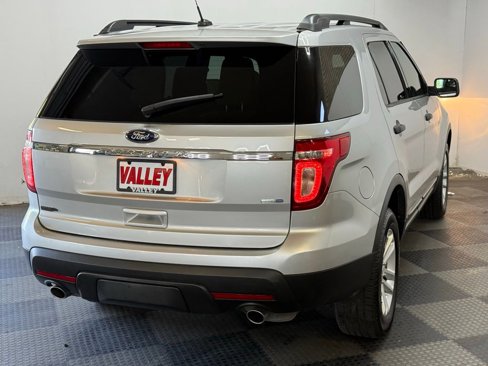 Used 2015 Ford Explorer 4WD image 9