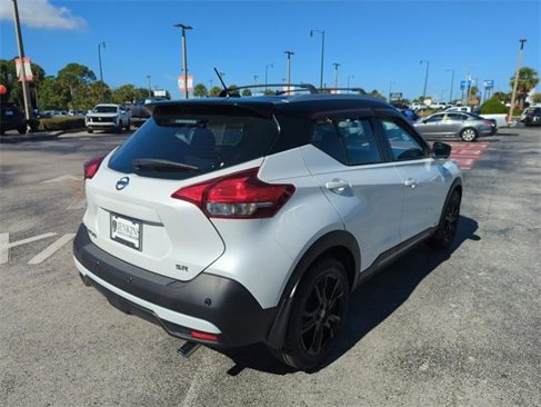 Certified 2020 Nissan Kicks SR w/ Exterior Package image 5