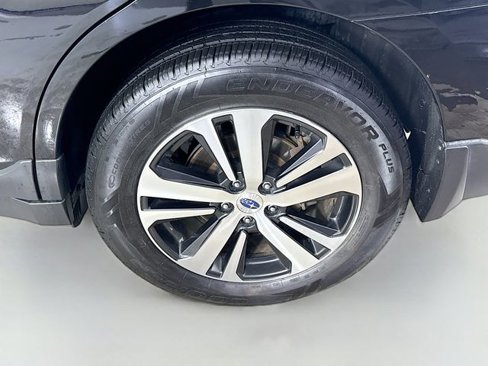 Used 2019 Subaru Outback 2.5i Limited w/ Popular Package #2 image 32