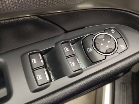 Used 2019 Ford Explorer XLT w/ Equipment Group 201A image 27