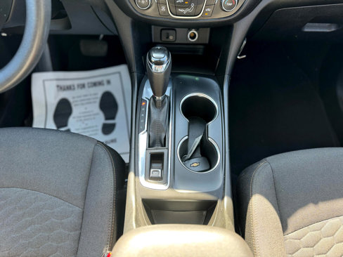 Used 2018 Chevrolet Equinox LT image 34
