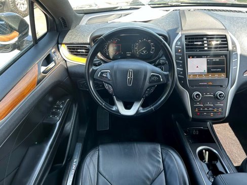 Used 2017 Lincoln MKC Select w/ Select Plus Package image 9