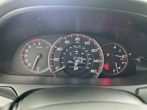 Used 2015 Honda Accord Sport image 10