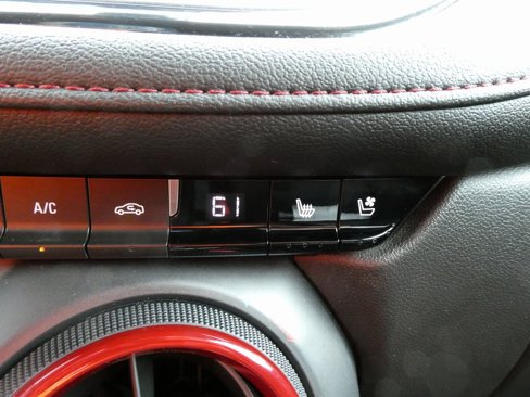 Used 2020 Chevrolet Blazer RS image 26