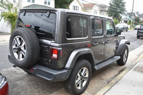 Used 2019 Jeep Wrangler Unlimited Sahara image 6