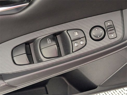 Used 2021 Nissan Sentra SV image 11