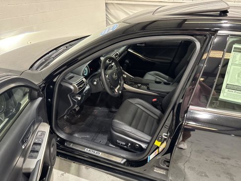 Used 2016 Lexus IS 200t image 30