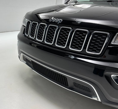 Certified 2022 Jeep Grand Cherokee Limited image 9