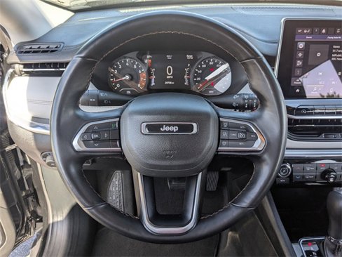 Used 2022 Jeep Compass Limited image 21