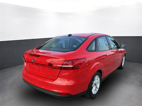 Used 2017 Ford Focus SE w/ Cold Weather Package image 6