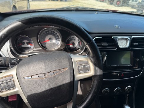 Used 2013 Chrysler 200 Touring image 8