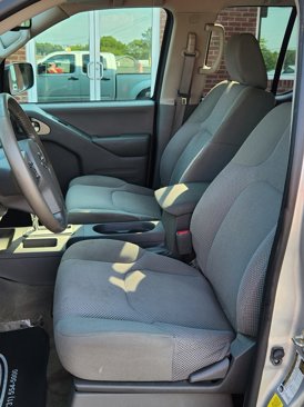 Used 2017 Nissan Frontier SV w/ SV Value Truck Package image 14