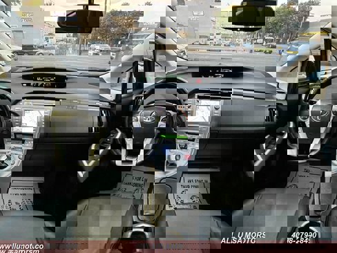 Used 2012 Toyota Prius Prime Advanced image 33