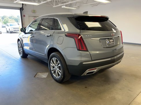 Used 2022 Cadillac XT5 Premium Luxury w/ Technology Package image 3