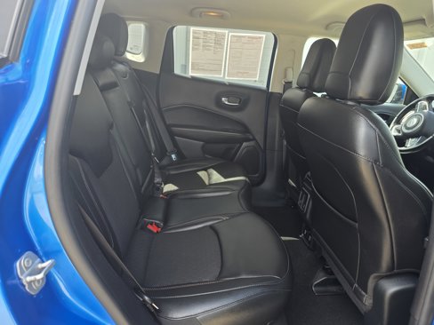 Certified 2021 Jeep Compass Latitude w/ Convenience Group image 15