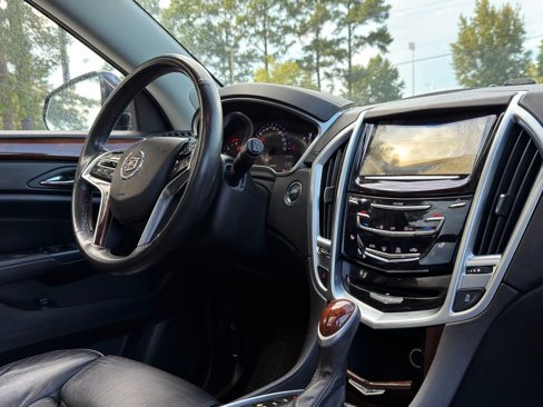 Used 2016 Cadillac SRX Luxury image 16