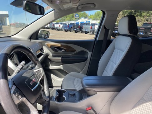 Used 2018 GMC Terrain SLE image 18