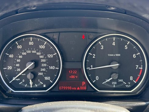 Used 2010 BMW 135i Convertible image 24