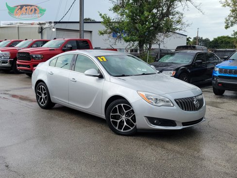 Used 2017 Buick Regal Sport Touring image 1