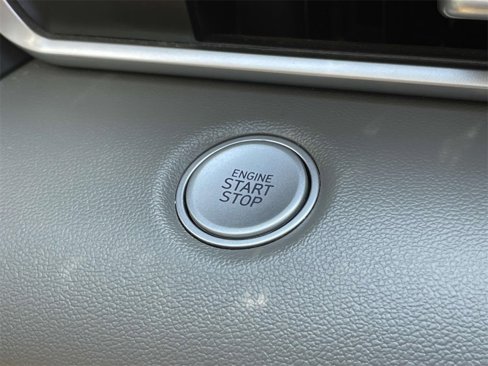 Certified 2022 Hyundai Elantra SEL w/ Convenience + Premium Package image 24