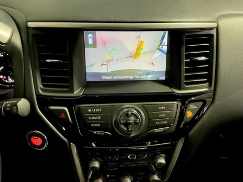 Used 2020 Nissan Pathfinder S image 27